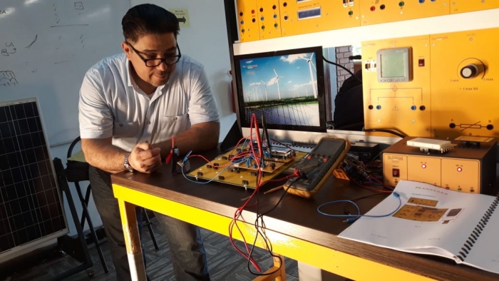 Laboratorio de Energías Alternativas se pone en funcionamiento para la Sede Pacífico